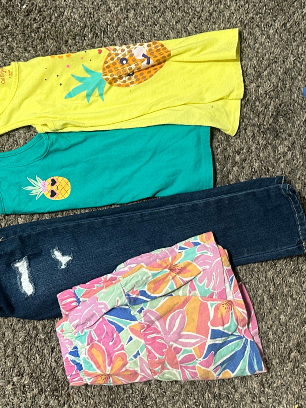 Jump Girls Yellow Pineapple Tank & Teal Pineapple Tee with Floral Shorts